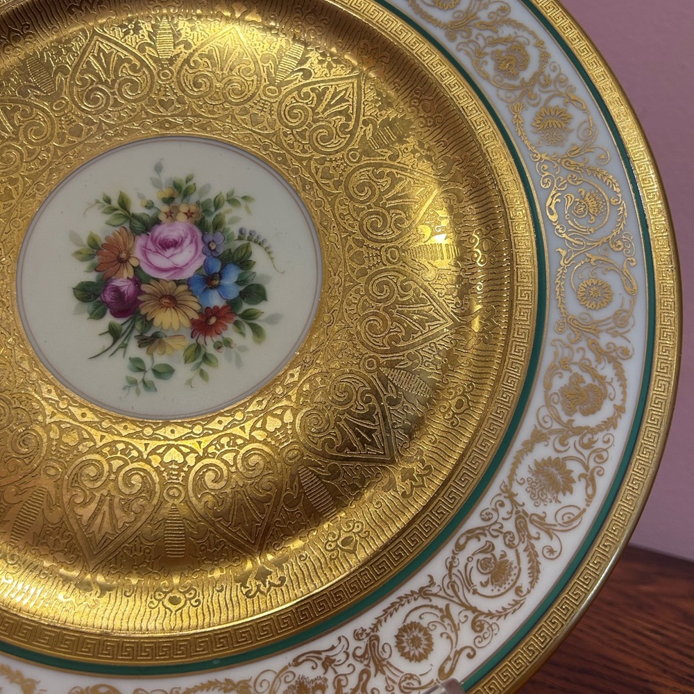 H & C Selb Bavaria Gold and White Floral Cabinet Plate - Picture 6 of 8